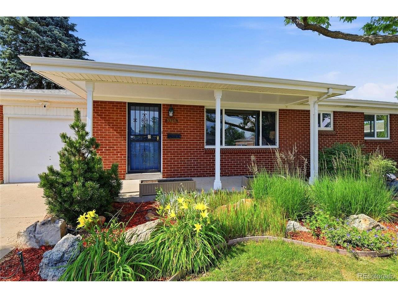 3323 W Monmouth, Englewood, CO 80110