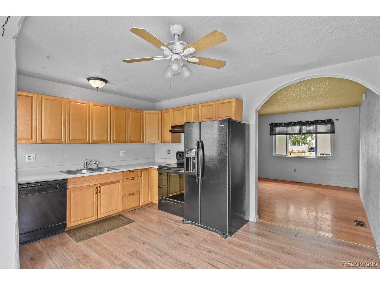 15977 E 17th, Aurora, CO 80011