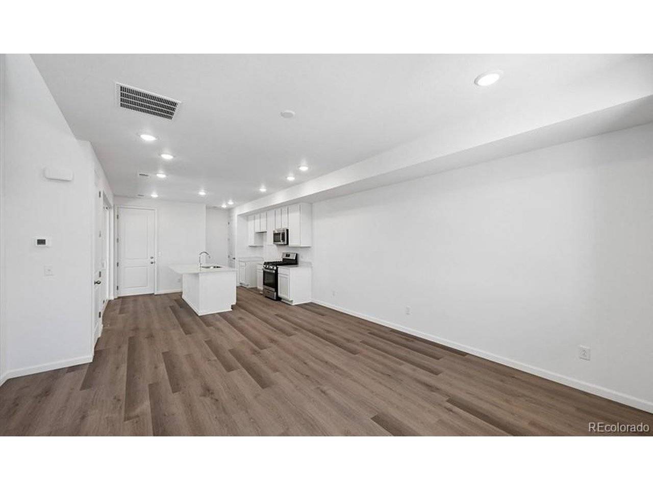 24111 E 30th, Aurora, CO 80019