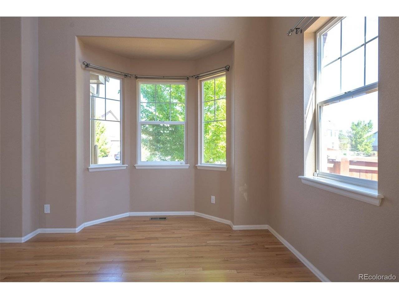 5356 S Fultondale, Aurora, CO 80016