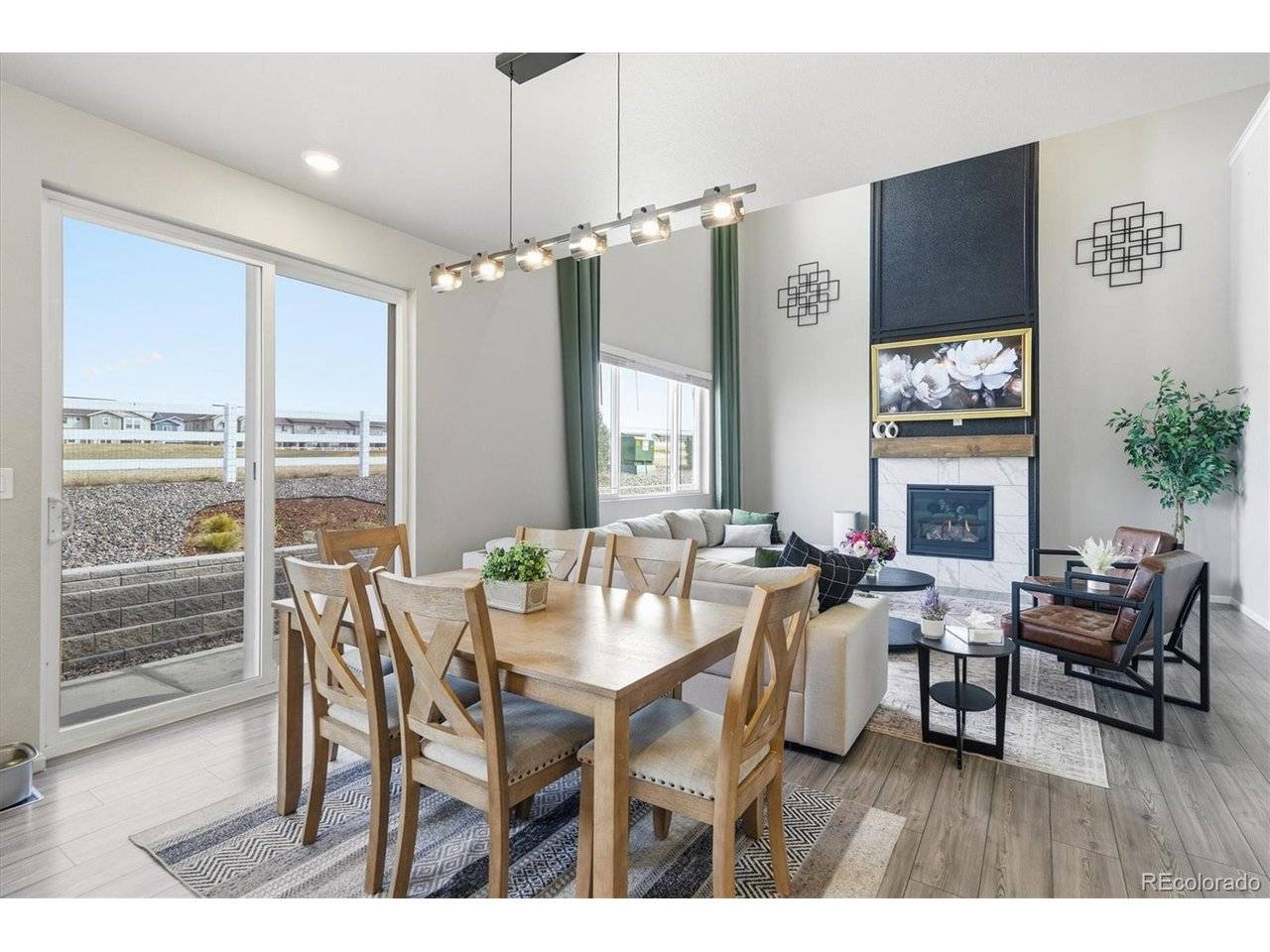 1834 S De Gaulle, Aurora, CO 80018