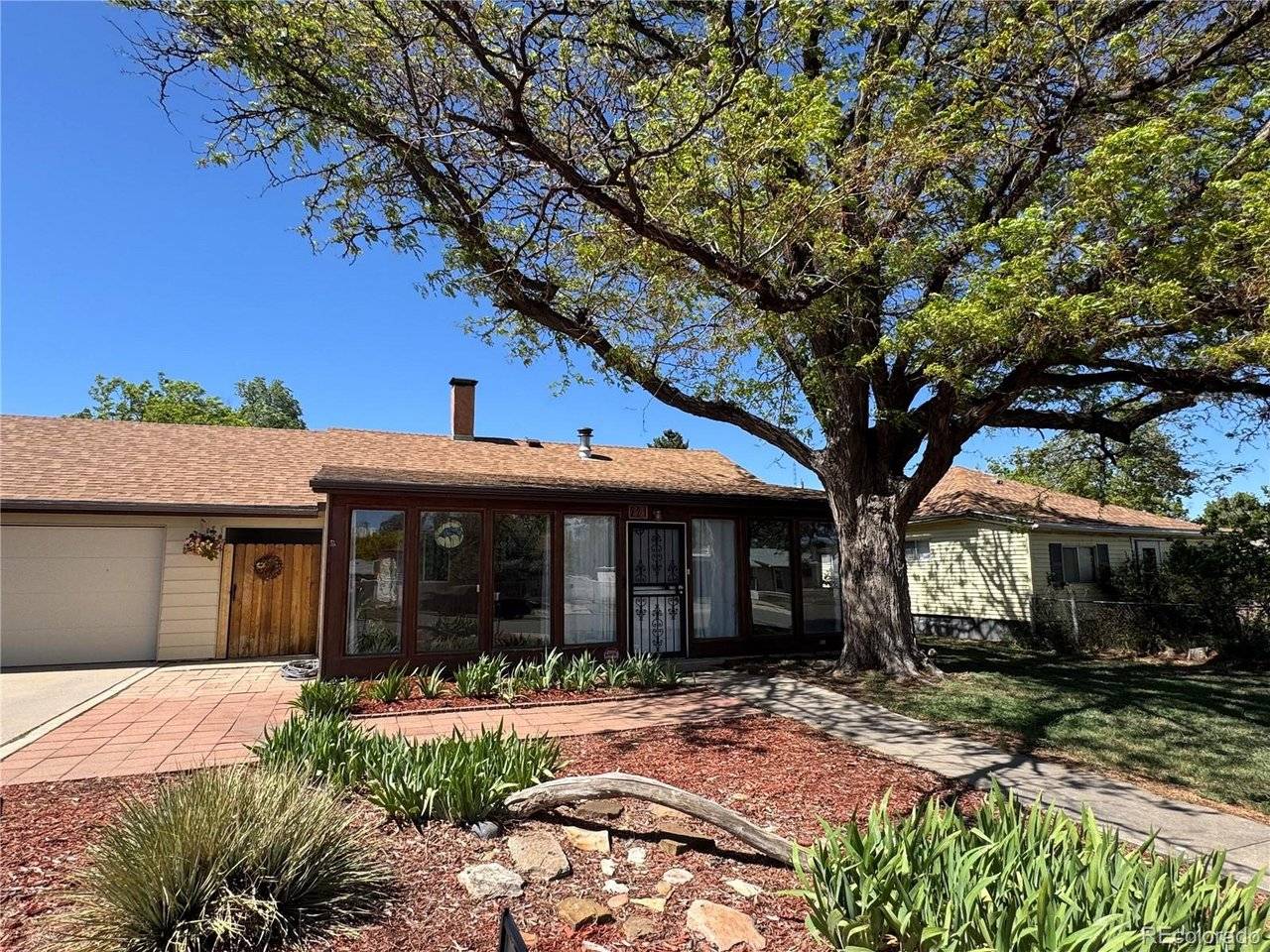 221 E 8th, Walsenburg, CO 81089