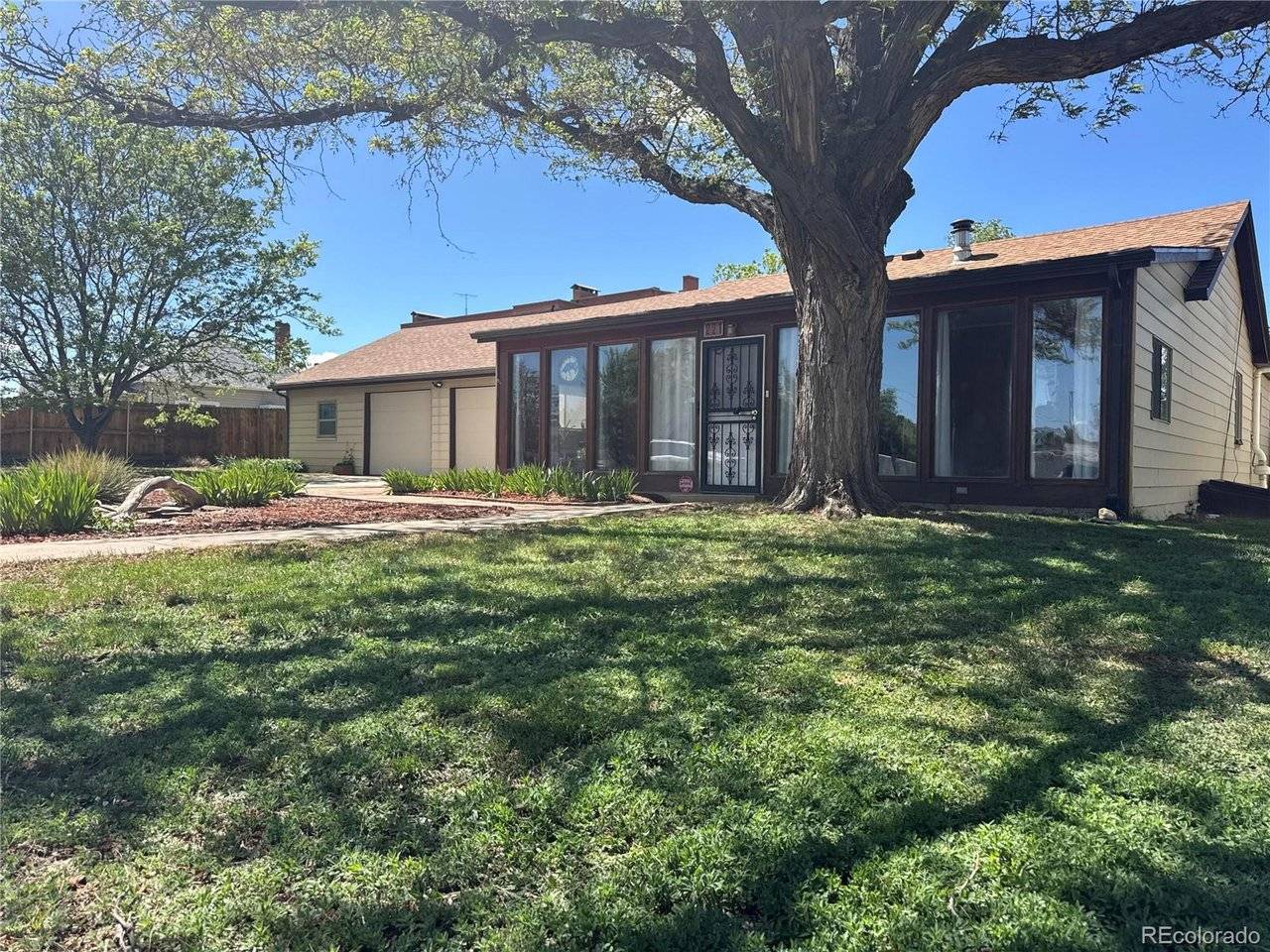 221 E 8th, Walsenburg, CO 81089