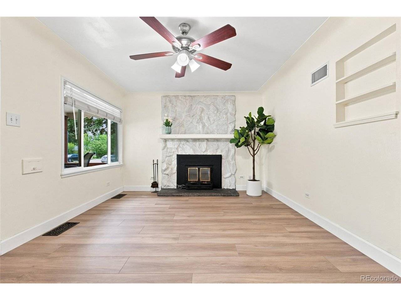 4651 S Washington, Englewood, CO 80113
