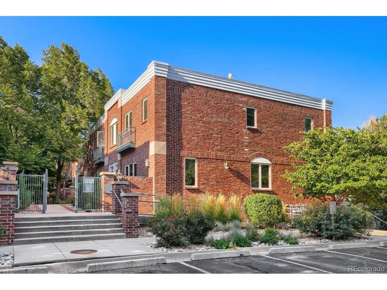 2660 S University #P, Denver, CO 80210