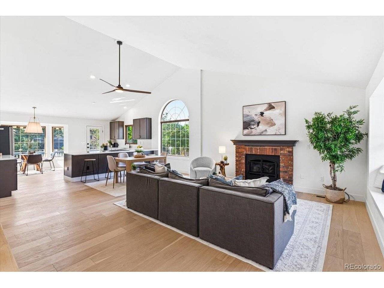 6 Manzanita, Littleton, CO 80127