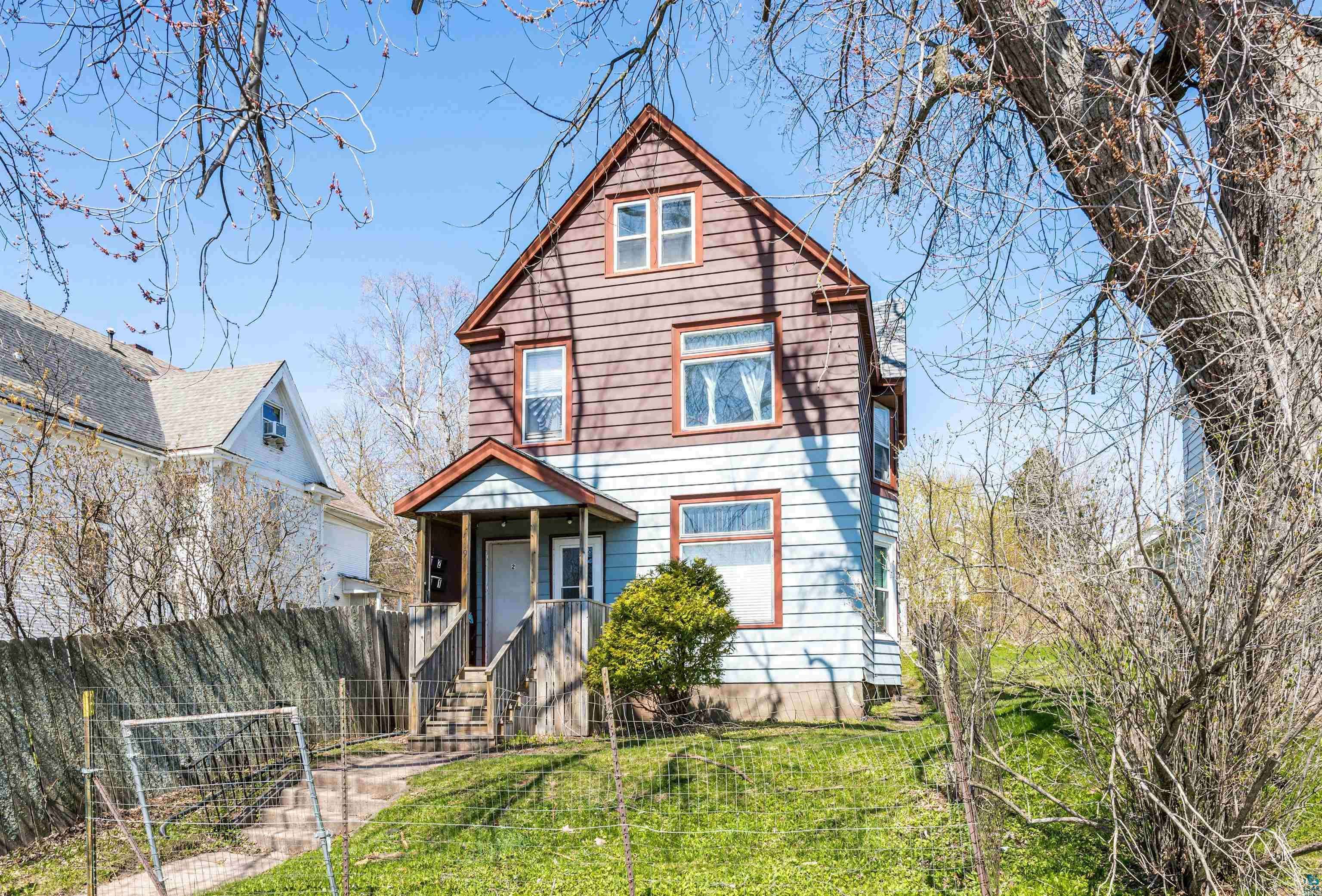 419 E 5th St, Duluth, MN 55805