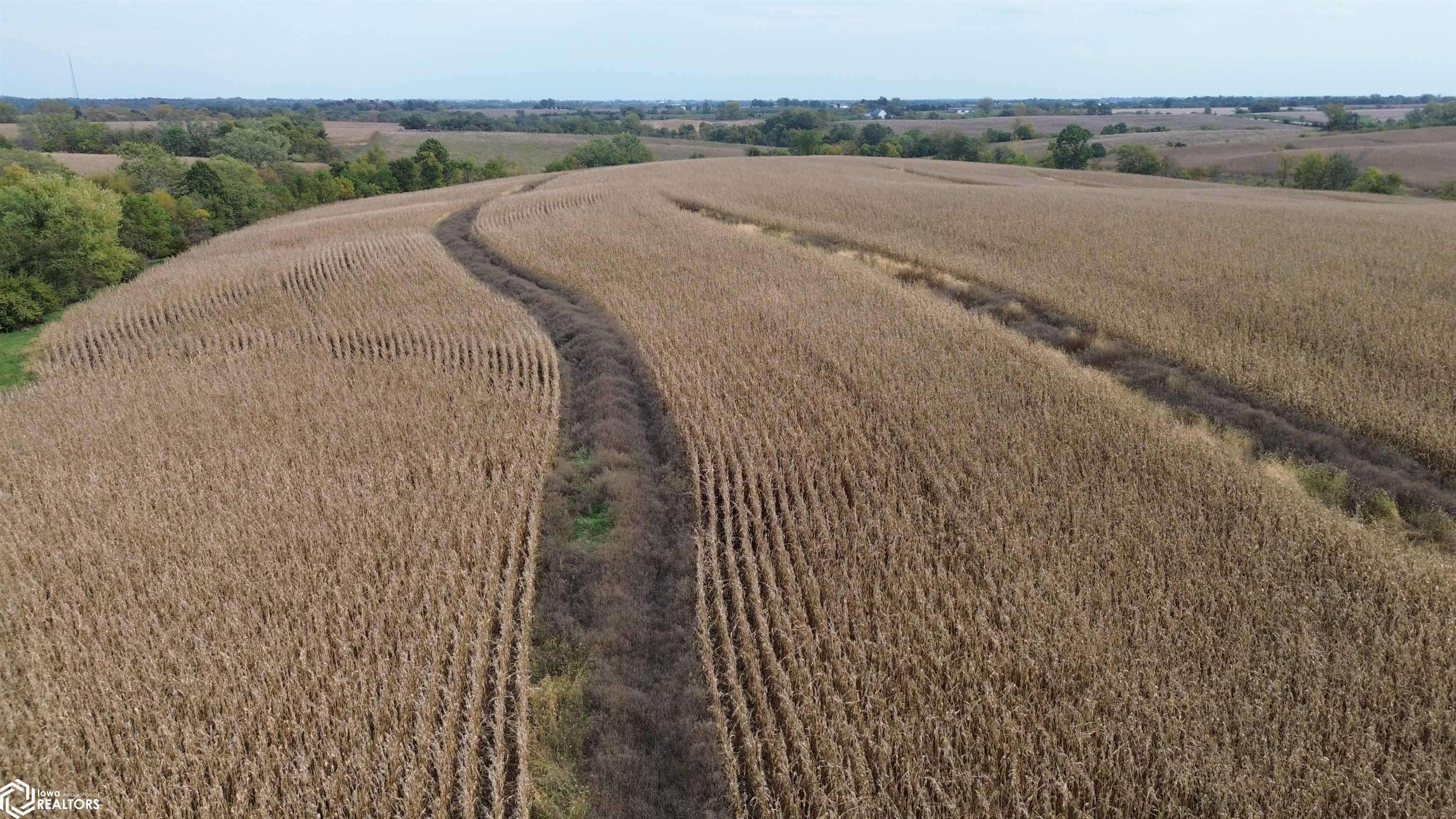 160 A 450th ST, Chariton, IA 50049