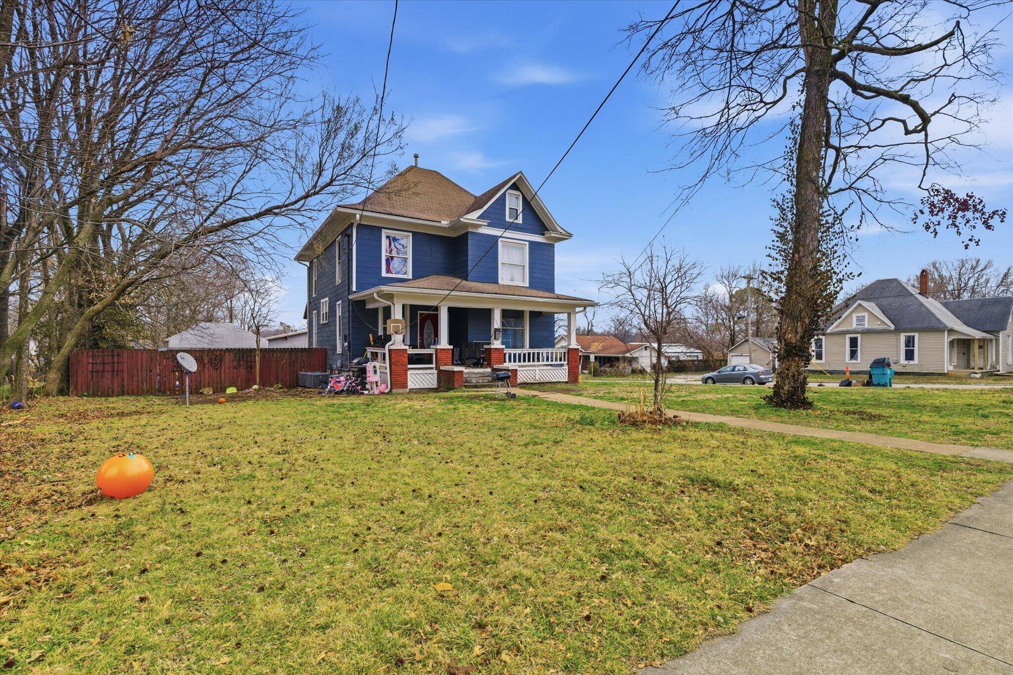 1450 N Broadway AVE, Springfield, MO 65802