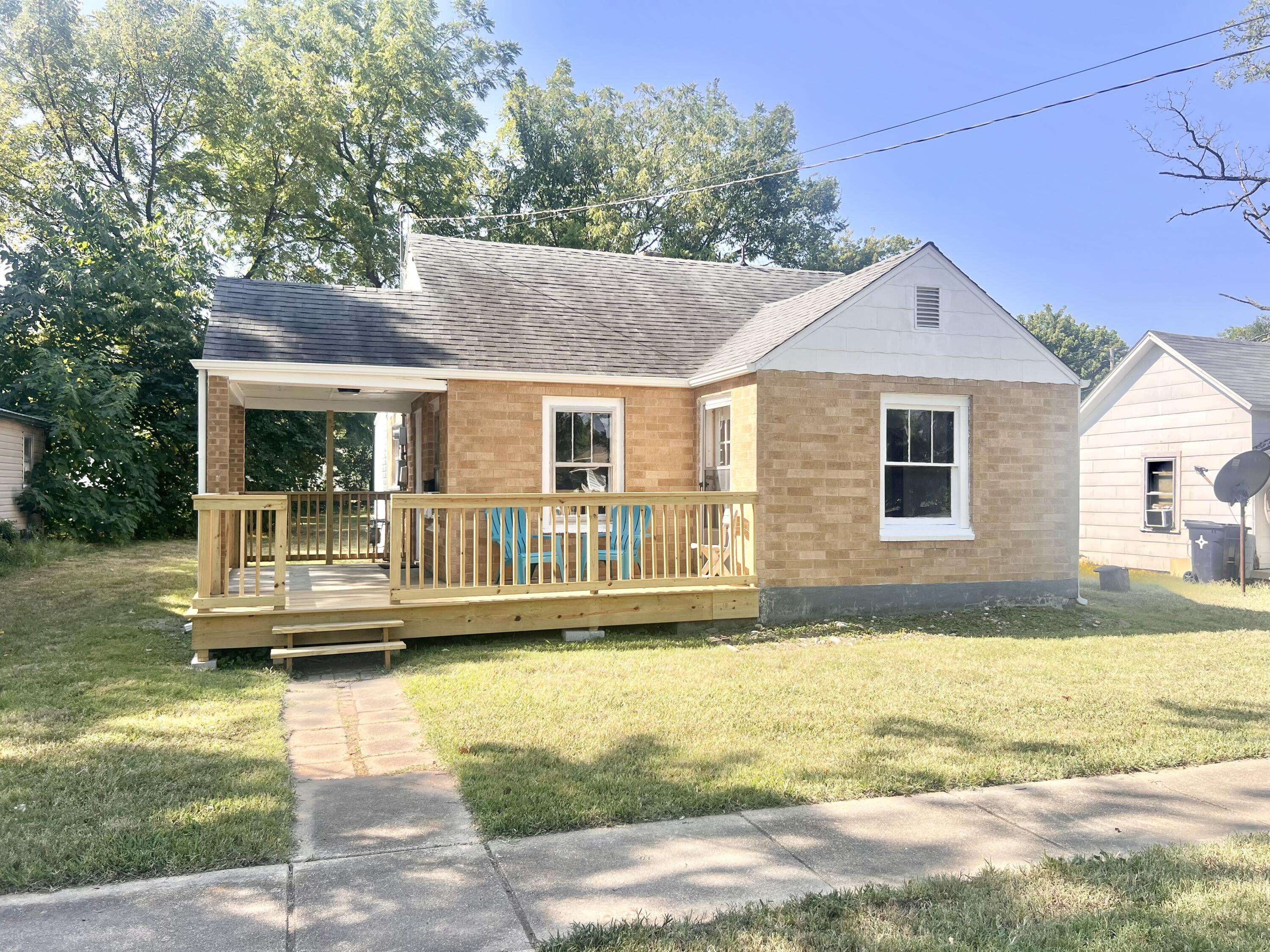 1010 W Cass AVE, West Plains, MO 65775