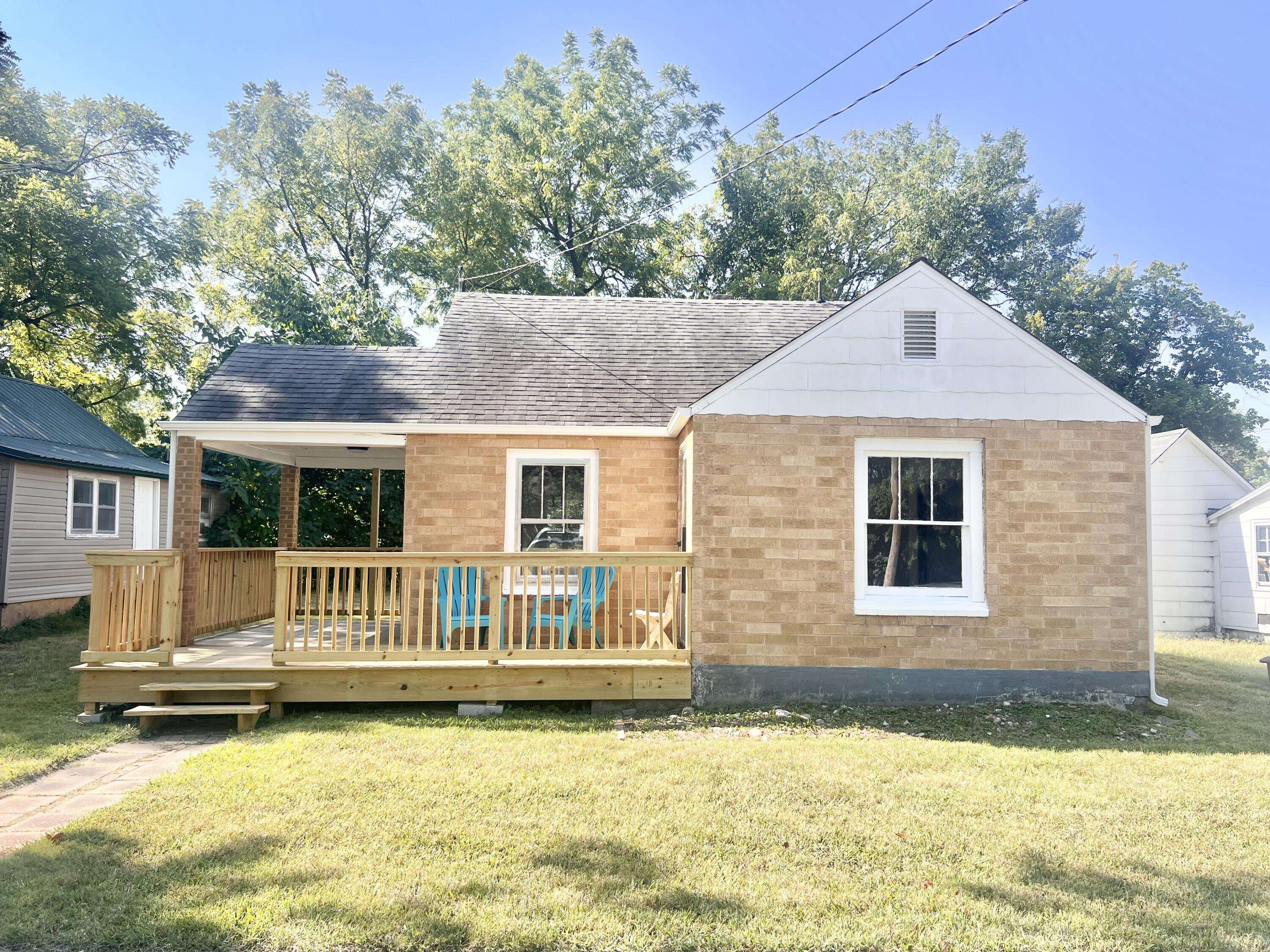 1010 W Cass AVE, West Plains, MO 65775
