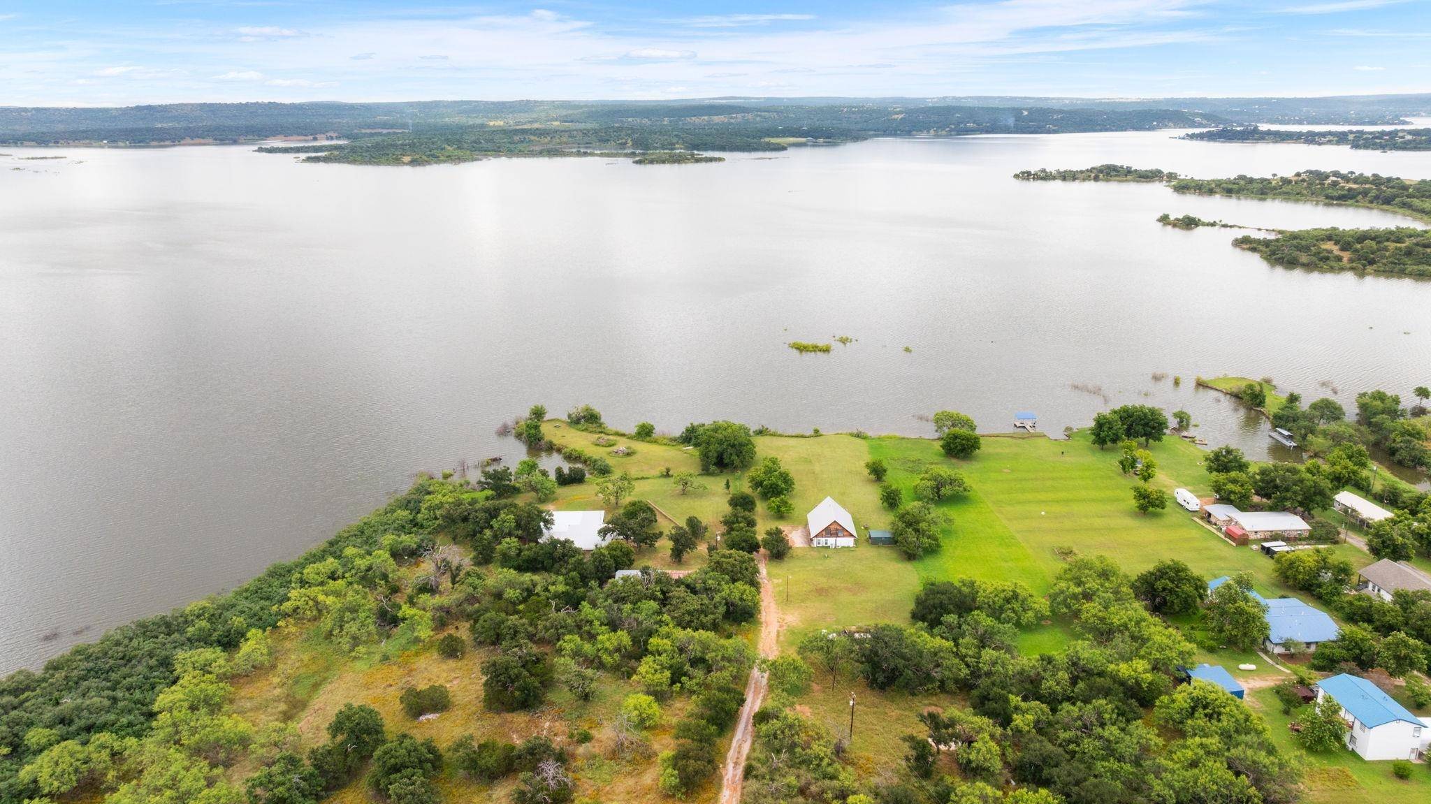 132 Blue Bird LN, Tow, TX 78657
