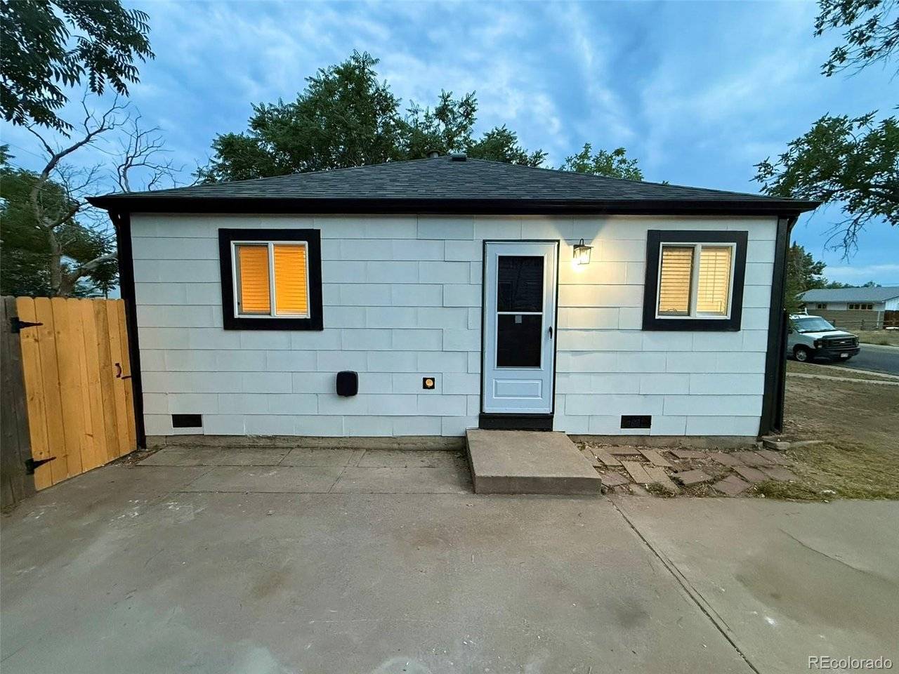 940 Moline, Aurora, CO 80010