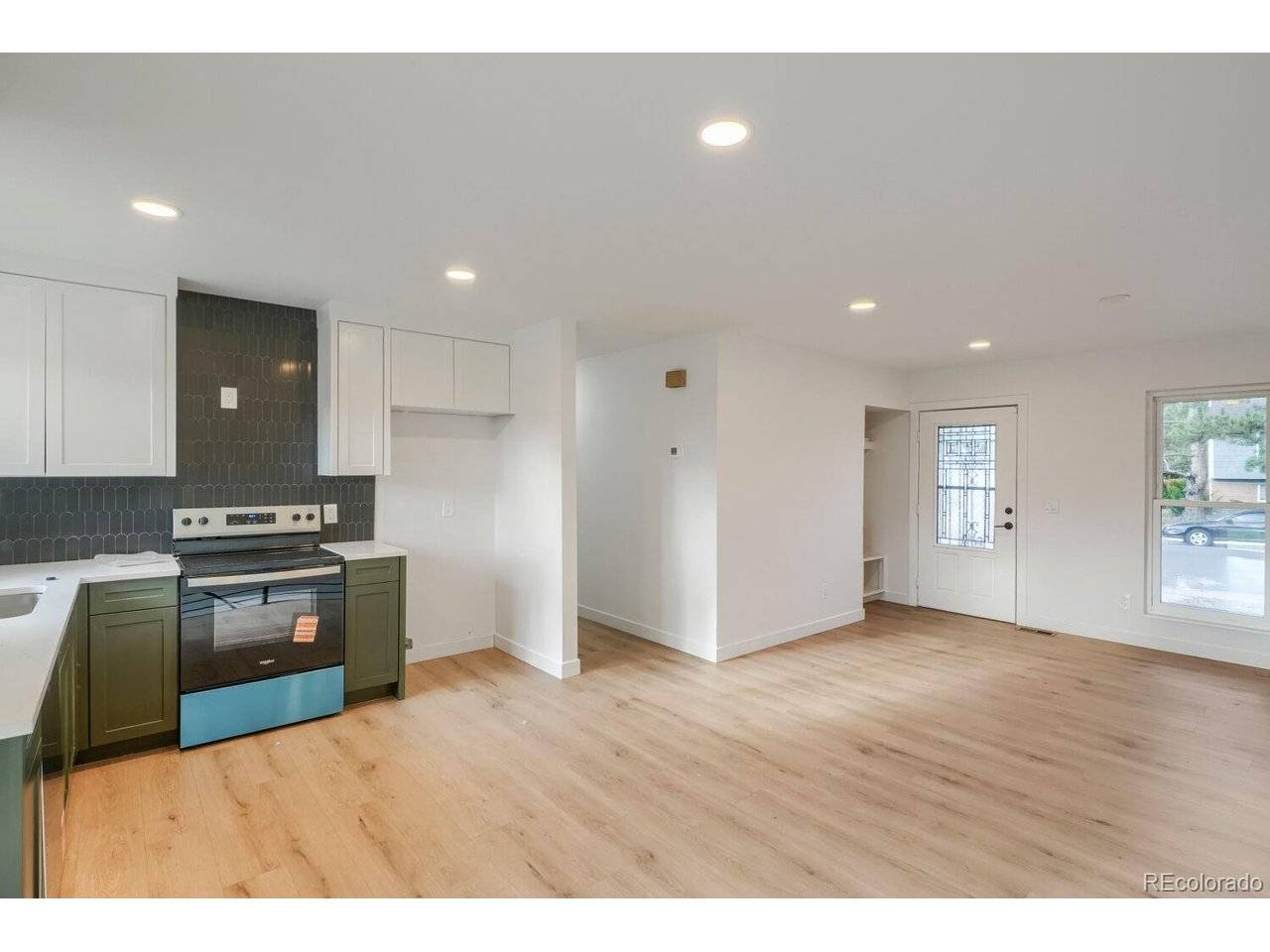 2615 S Laredo, Aurora, CO 80013