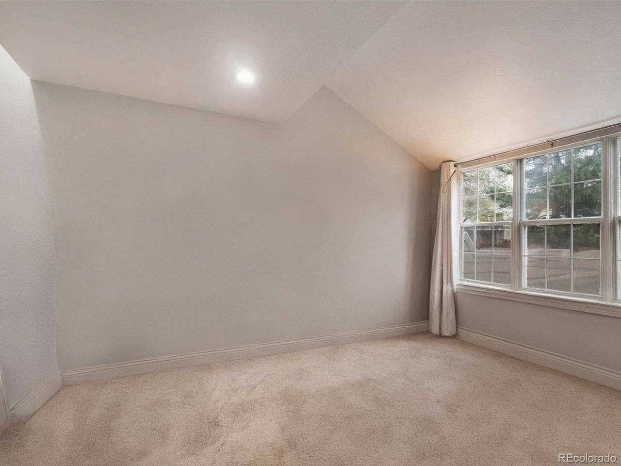 7370 E Florida #1009, Denver, CO 80231