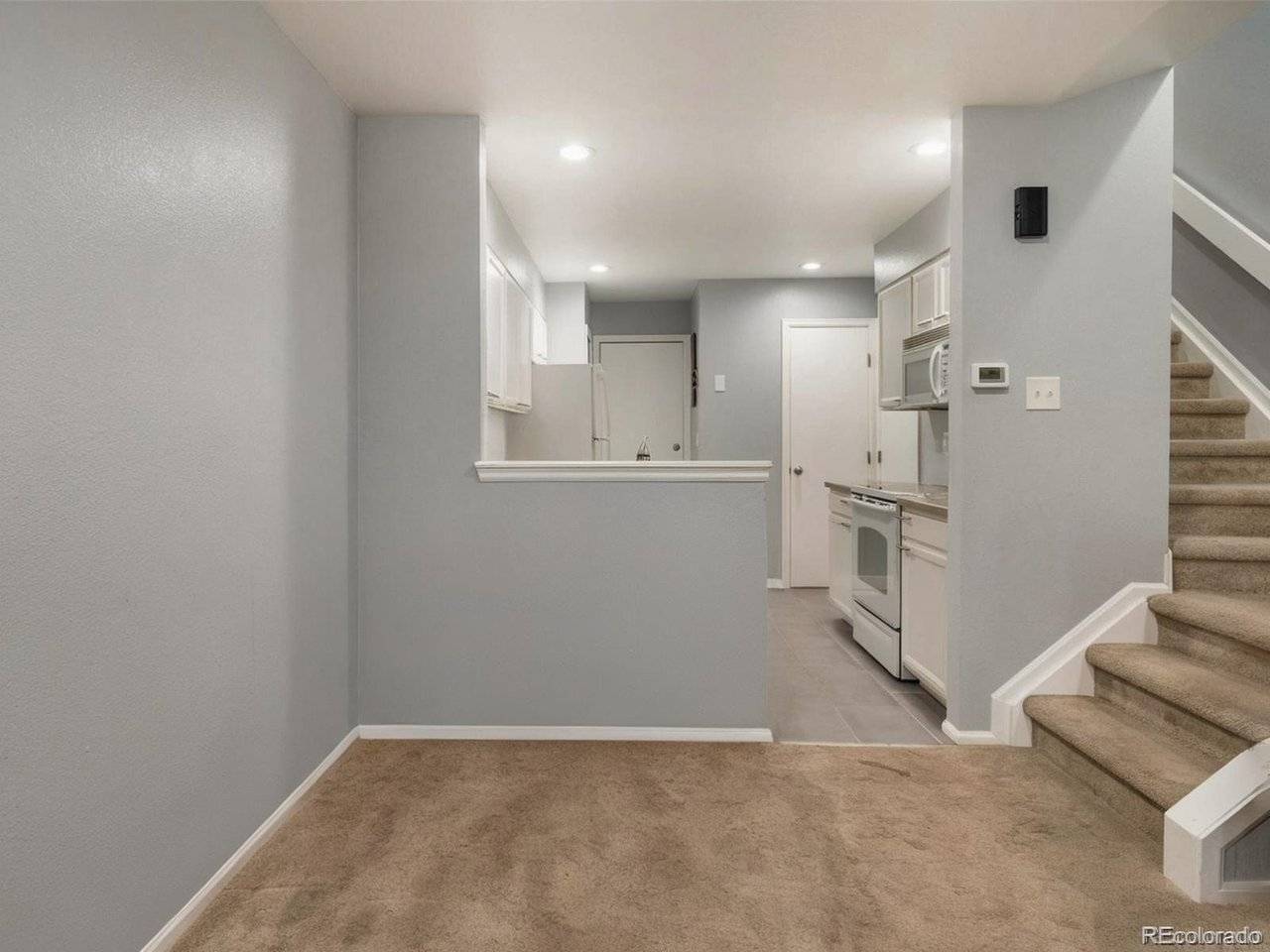 7370 E Florida #1009, Denver, CO 80231
