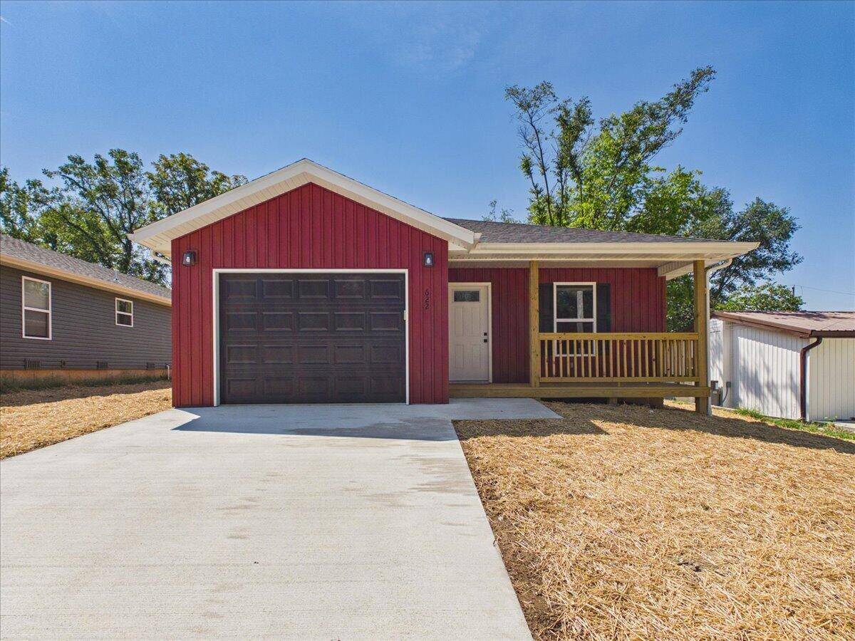 622 W Stanley ST, Buffalo, MO 65622