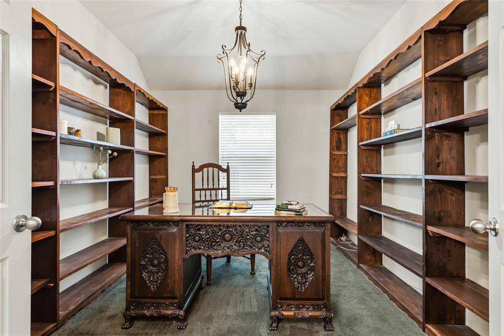 1612 Lakeside Drive, Glenn Heights, TX 75154