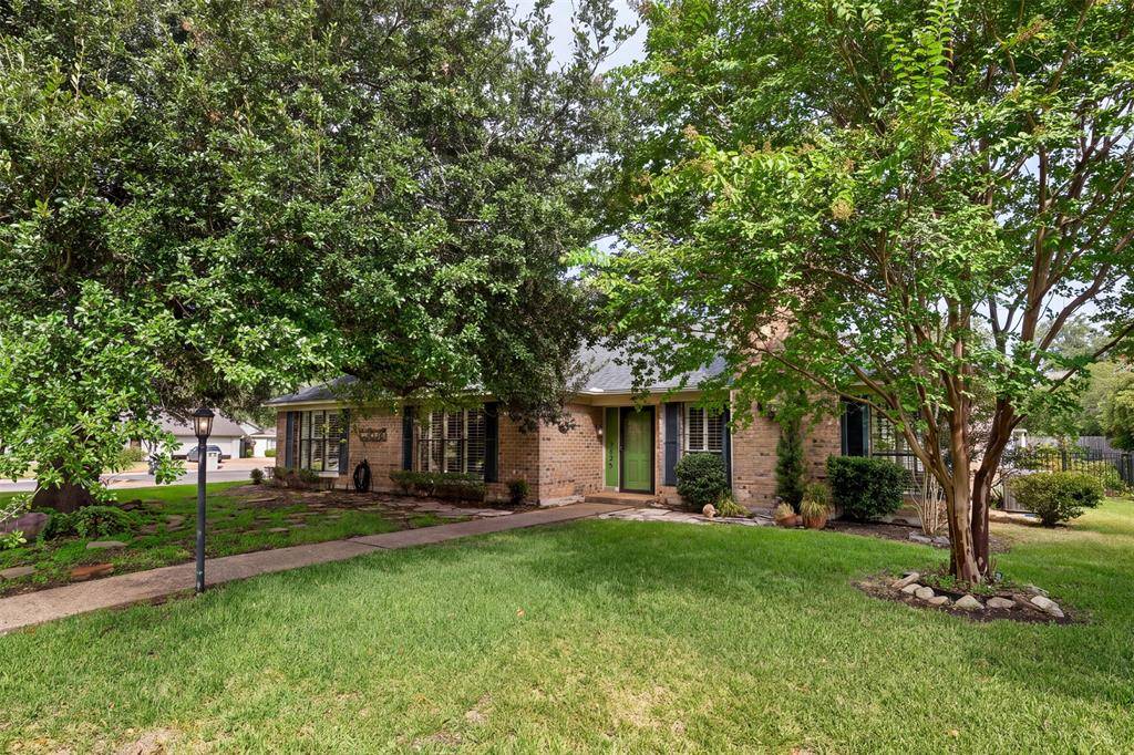 2825 Chimney Hill Drive, Waco, TX 76708