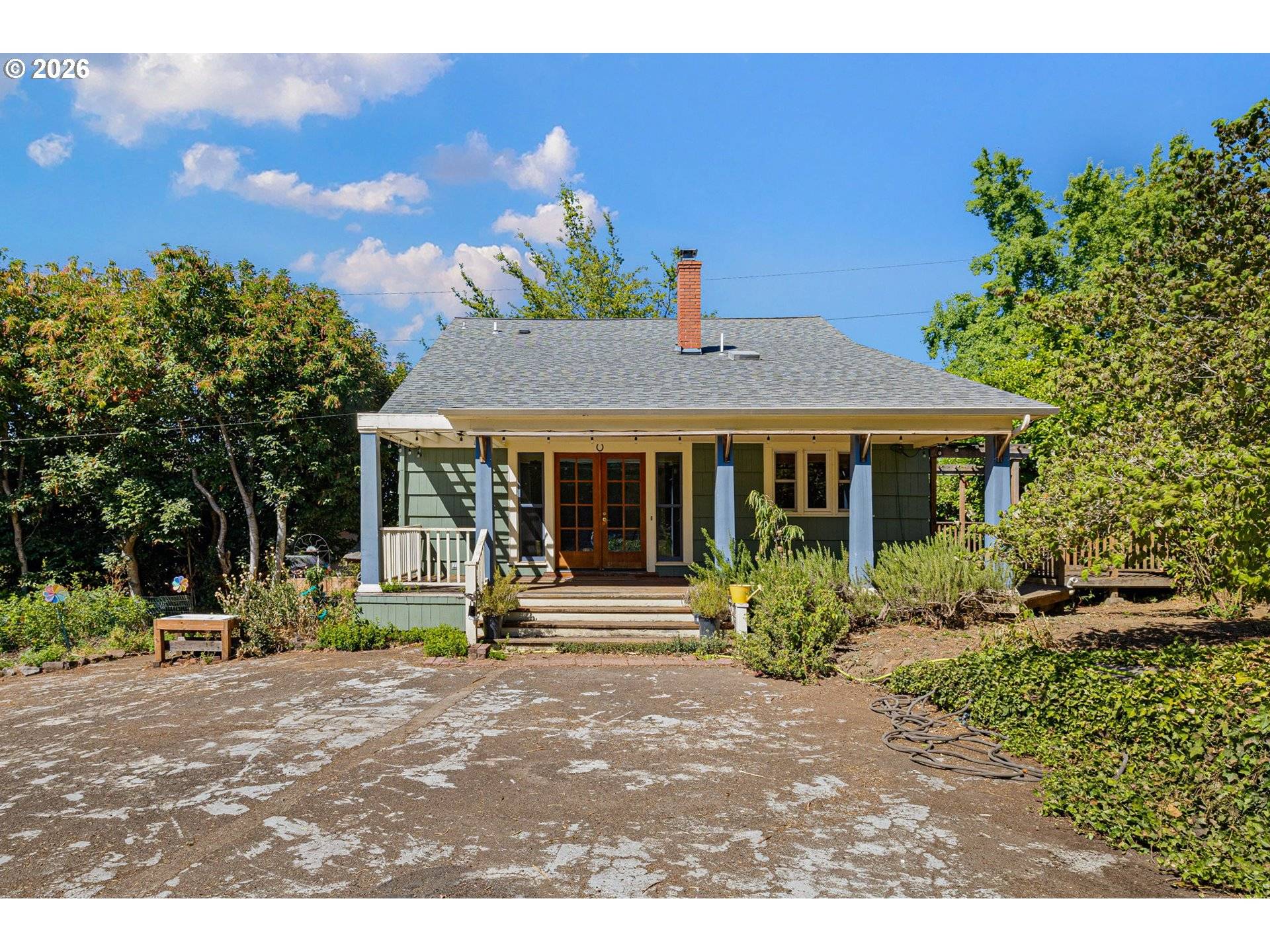 3190 W 18TH AVE, Eugene, OR 97402