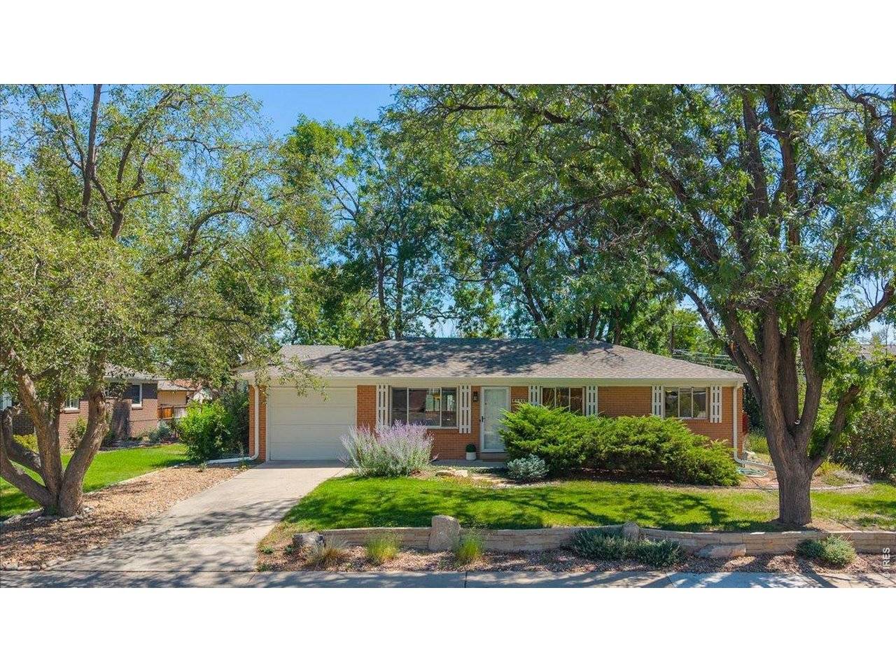 896 Birch, Broomfield, CO 80020