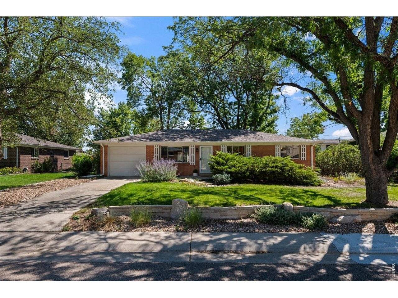 896 Birch, Broomfield, CO 80020