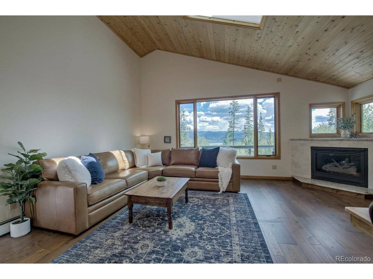 102 Thimbleberry, Silverthorne, CO 80498