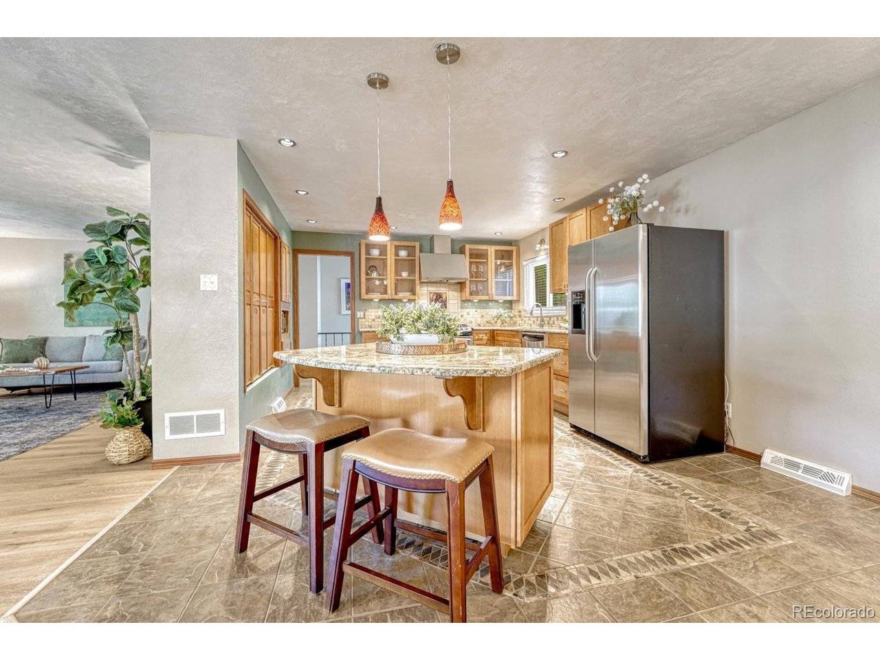 6904 E Villanova, Denver, CO 80224
