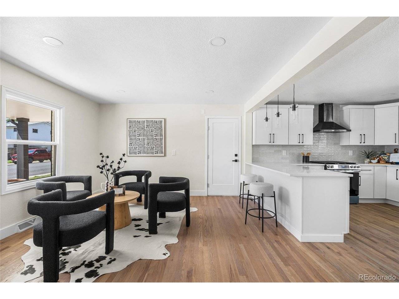 1375 W Hinsdale, Littleton, CO 80120