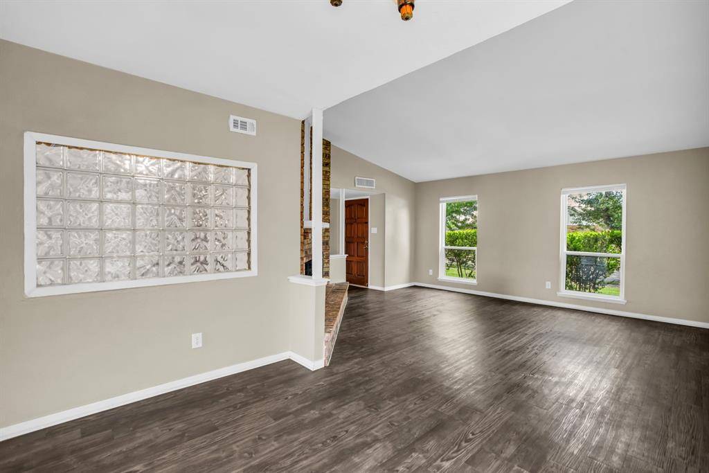 1917 Vine Drive, Garland, TX 75040
