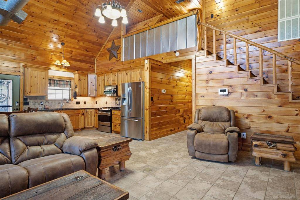 271 County Road 1559, Alba, TX 75410