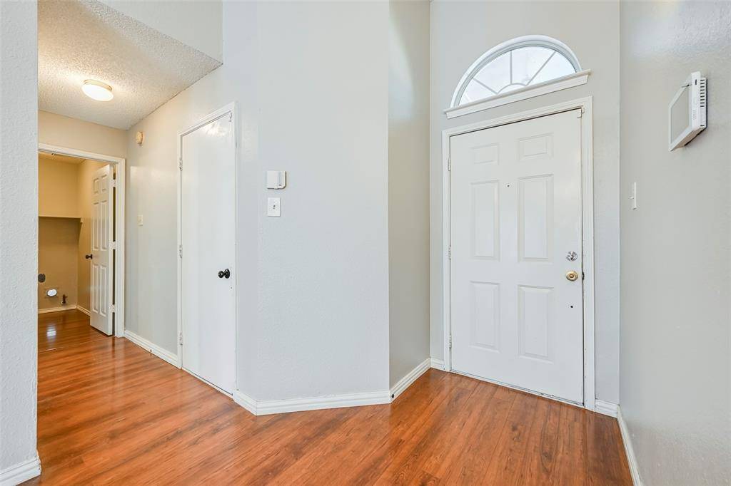 5301 Rio Bravo Drive, Arlington, TX 76017