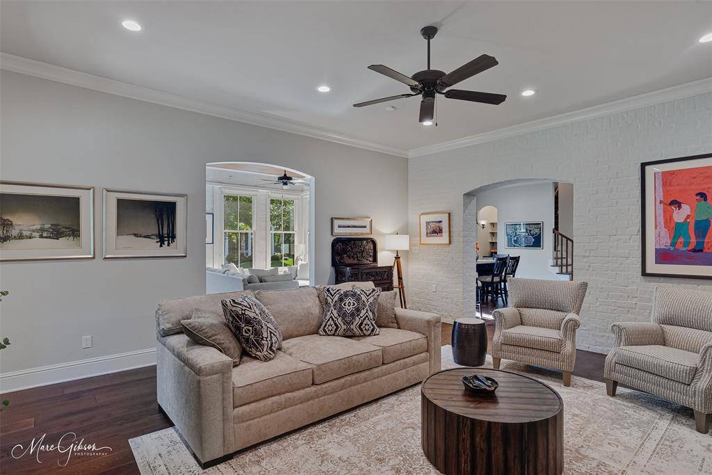 1951 Buckhorn Drive, Shreveport, LA 71106