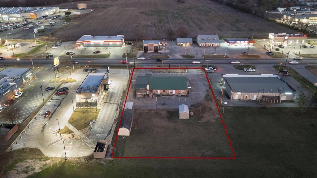 8866 State Highway 34 S, Quinlan, TX 75474