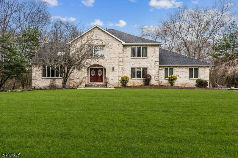 3 Shira Ln, Manalapan Twp., NJ 07726