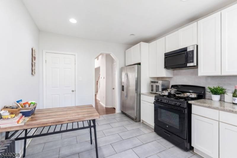 158 S Clinton St, East Orange City, NJ 07018