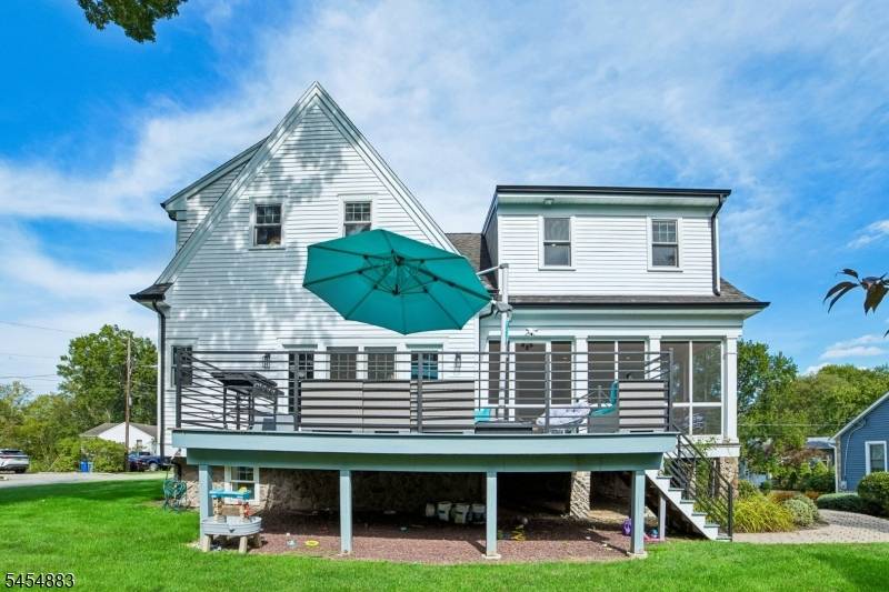 30 Groah Rd, East Hanover Twp., NJ 07936