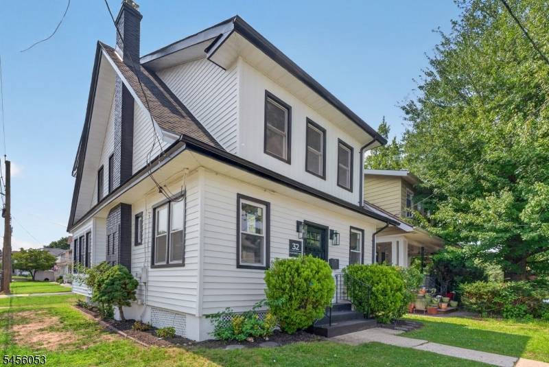 32 Fontaine Ave, Bloomfield Twp., NJ 07003