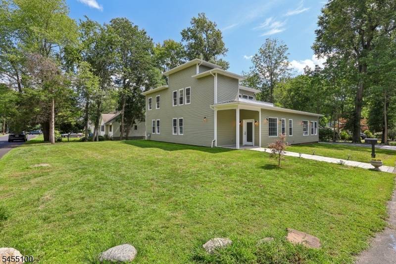 34 Gates Ave, Warren Twp., NJ 07059