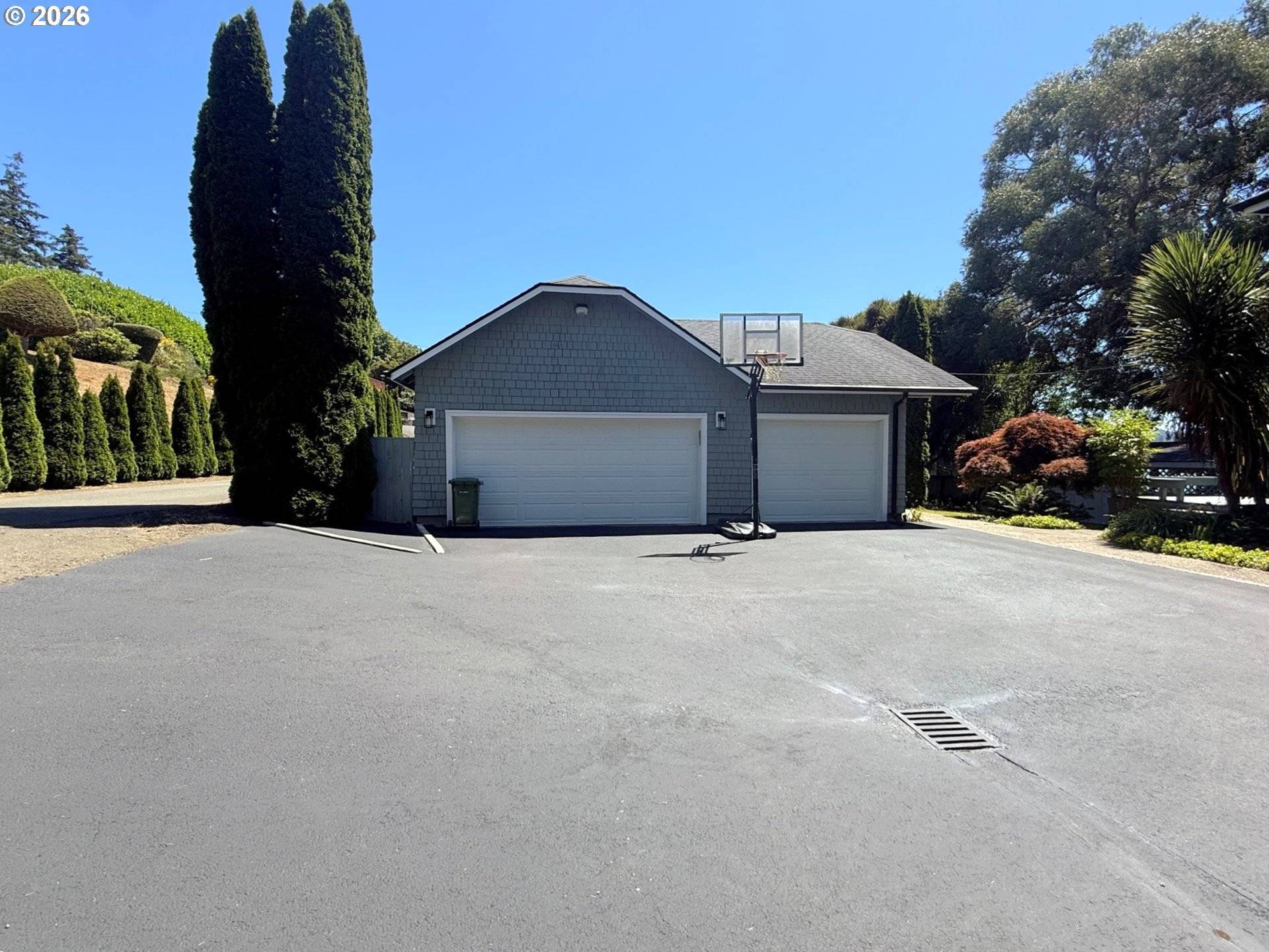 93646 MALLARD LN, North Bend, OR 97459