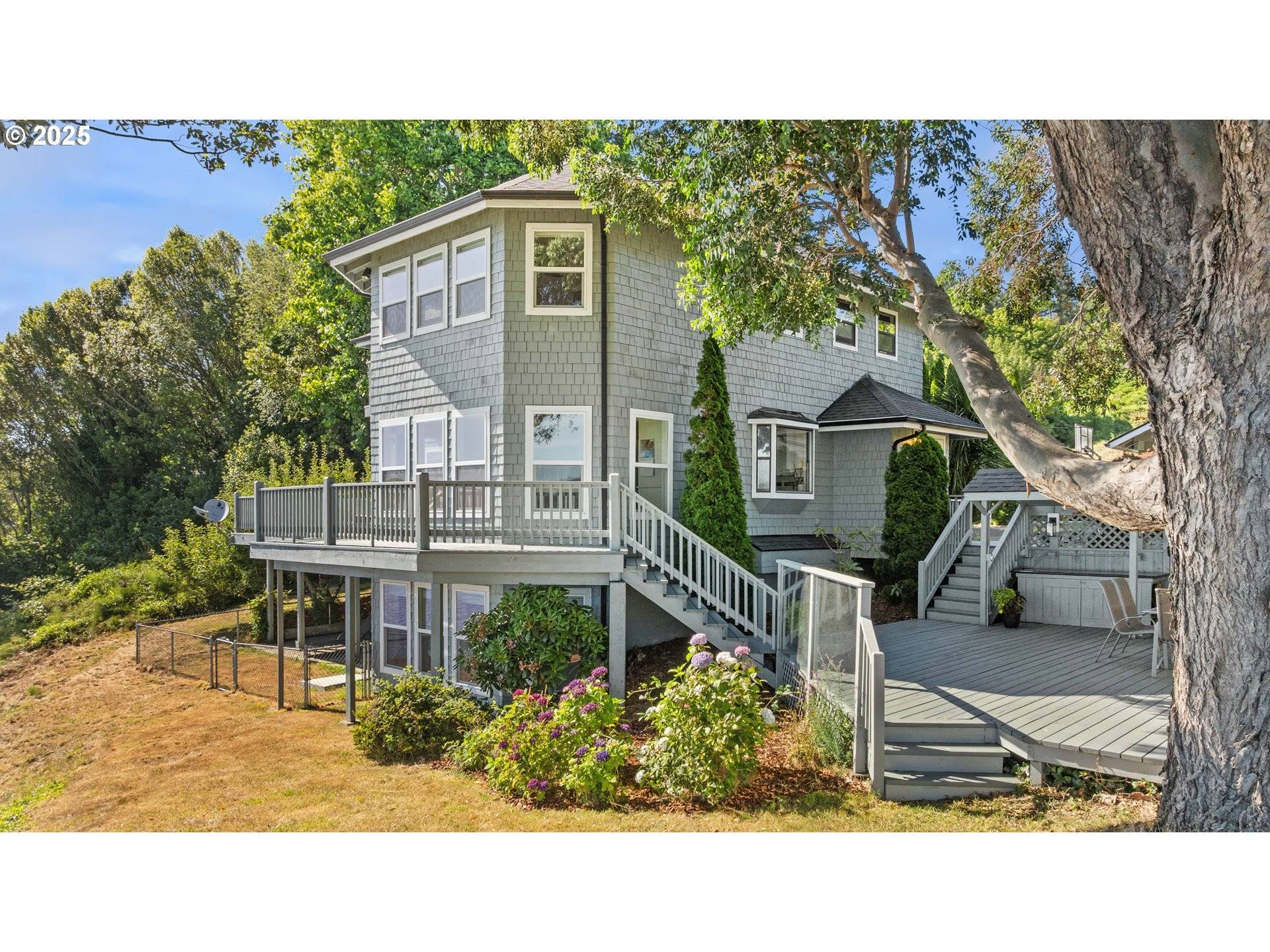 93646 MALLARD LN, North Bend, OR 97459