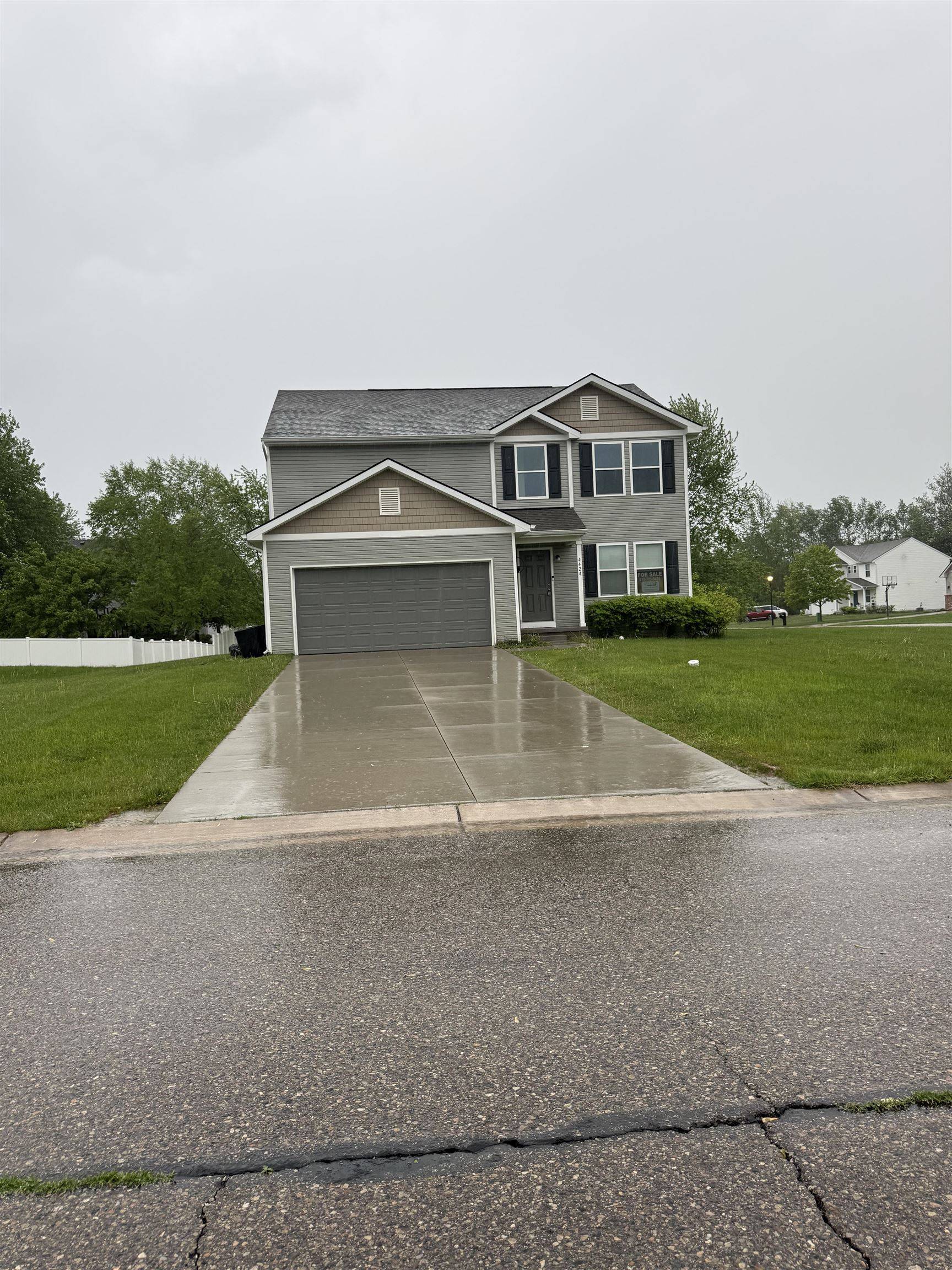 4424 kristina DR, Grand Blanc Twp, MI 48439