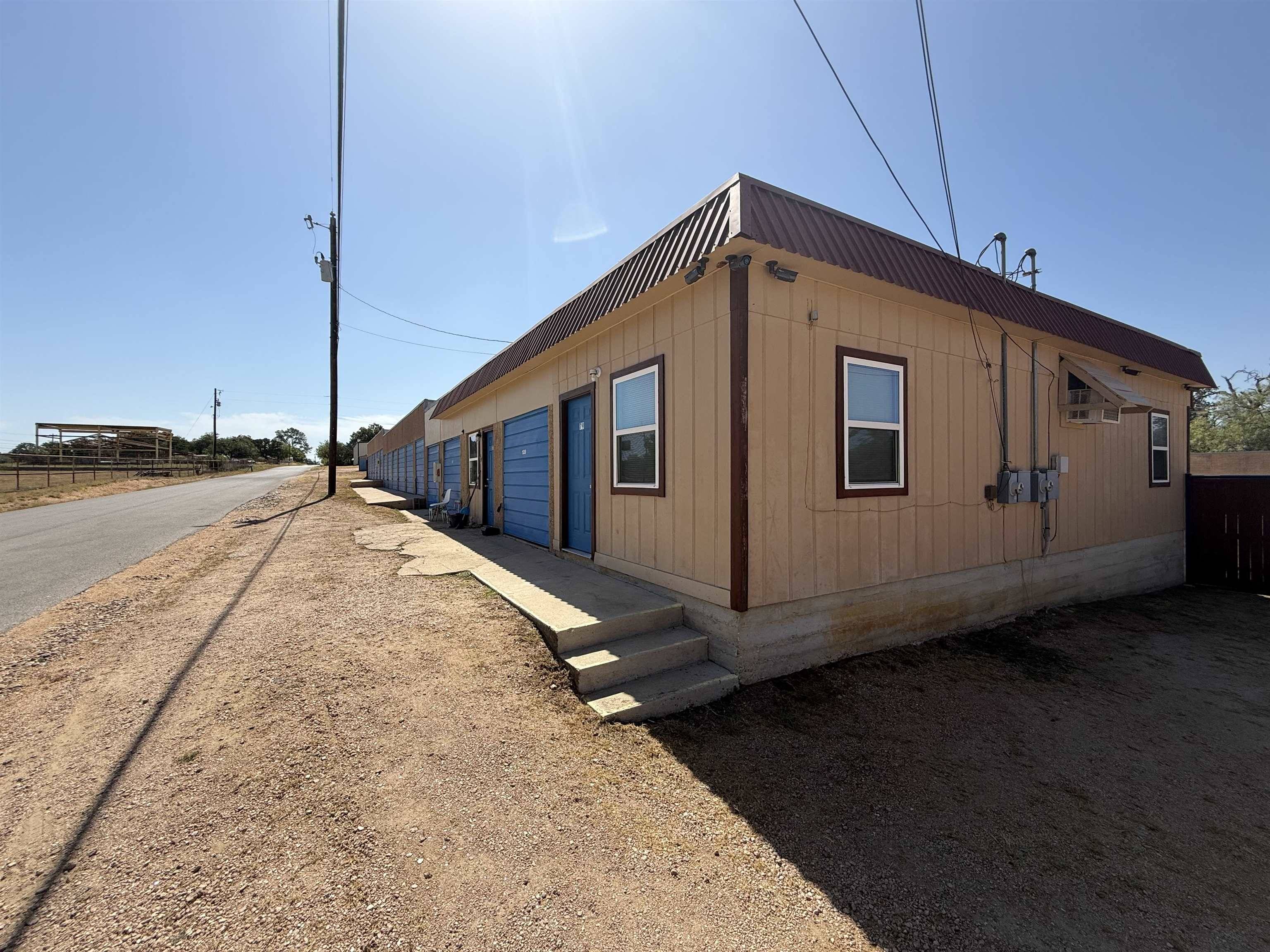 1406 Churchill DR, Granite Shoals, TX 78654