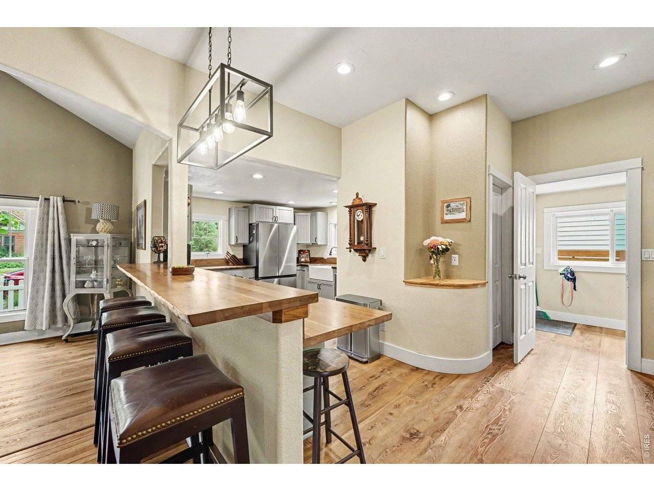 703 W Mountain, Fort Collins, CO 80521