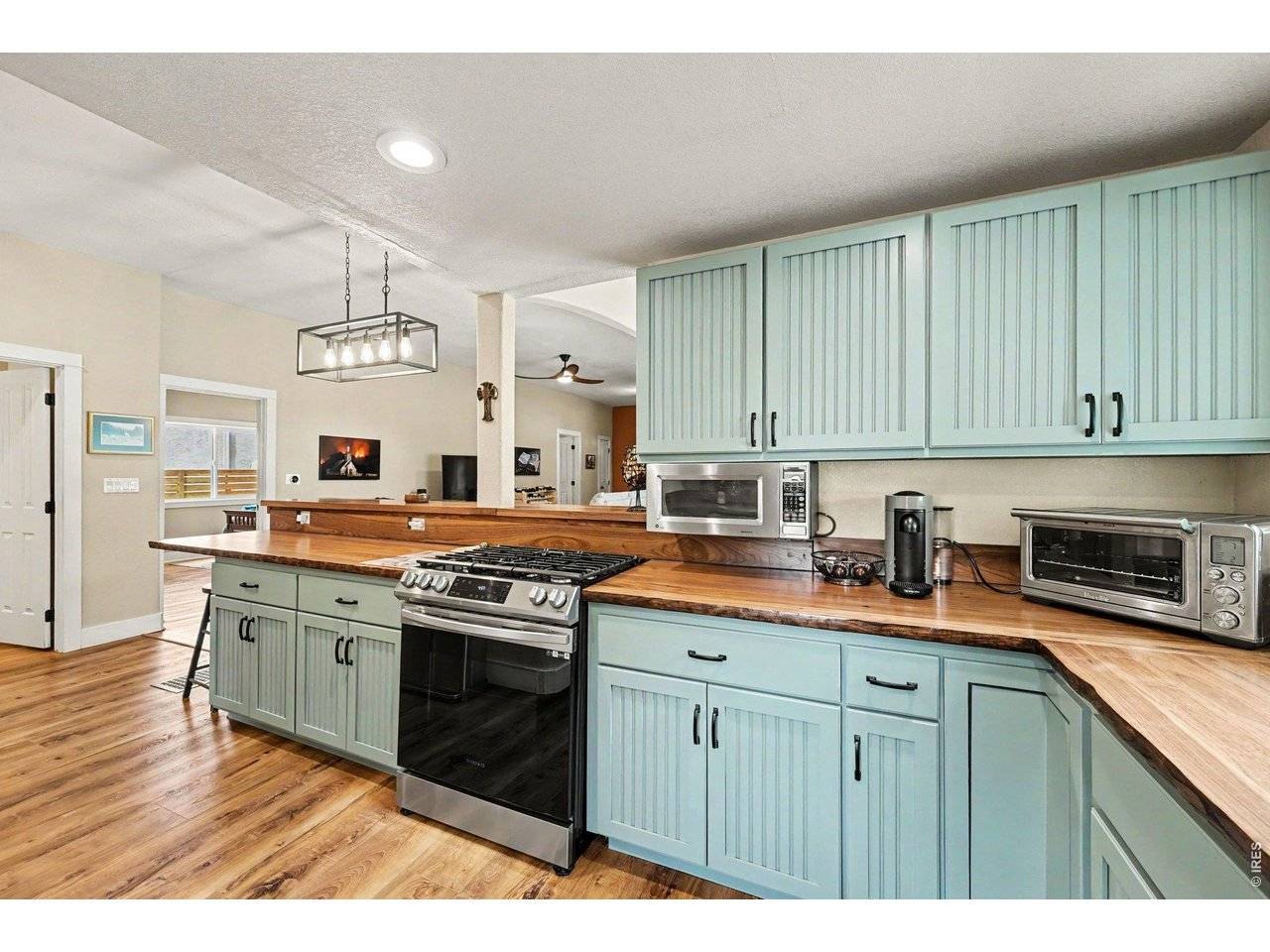 703 W Mountain, Fort Collins, CO 80521