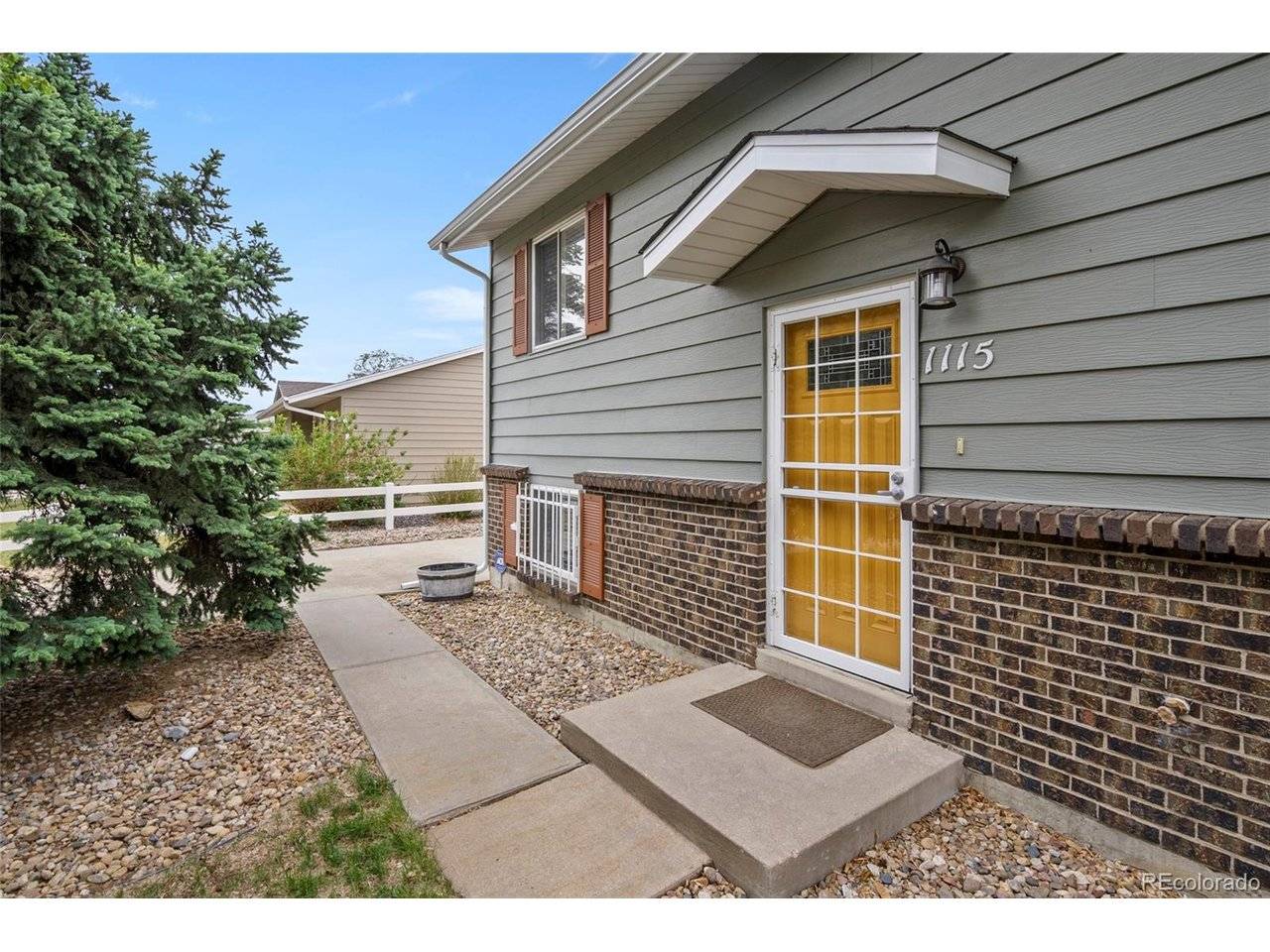 1115 Ouray, Aurora, CO 80011