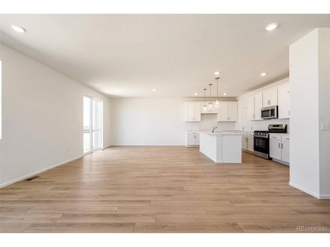 47389 Magnolia, Bennett, CO 80102