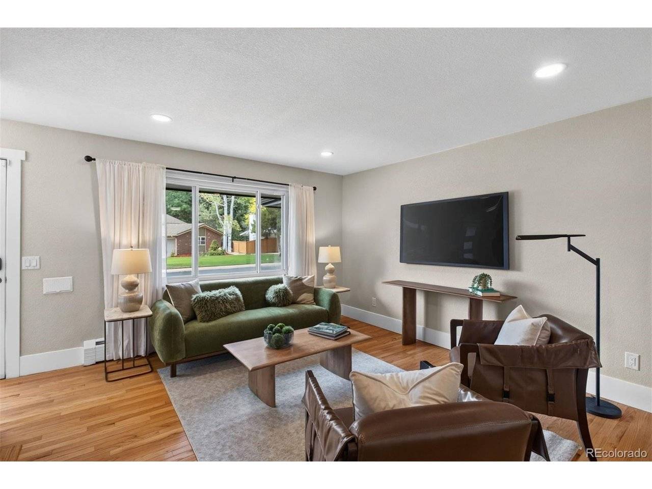 6831 E Ithaca, Denver, CO 80237