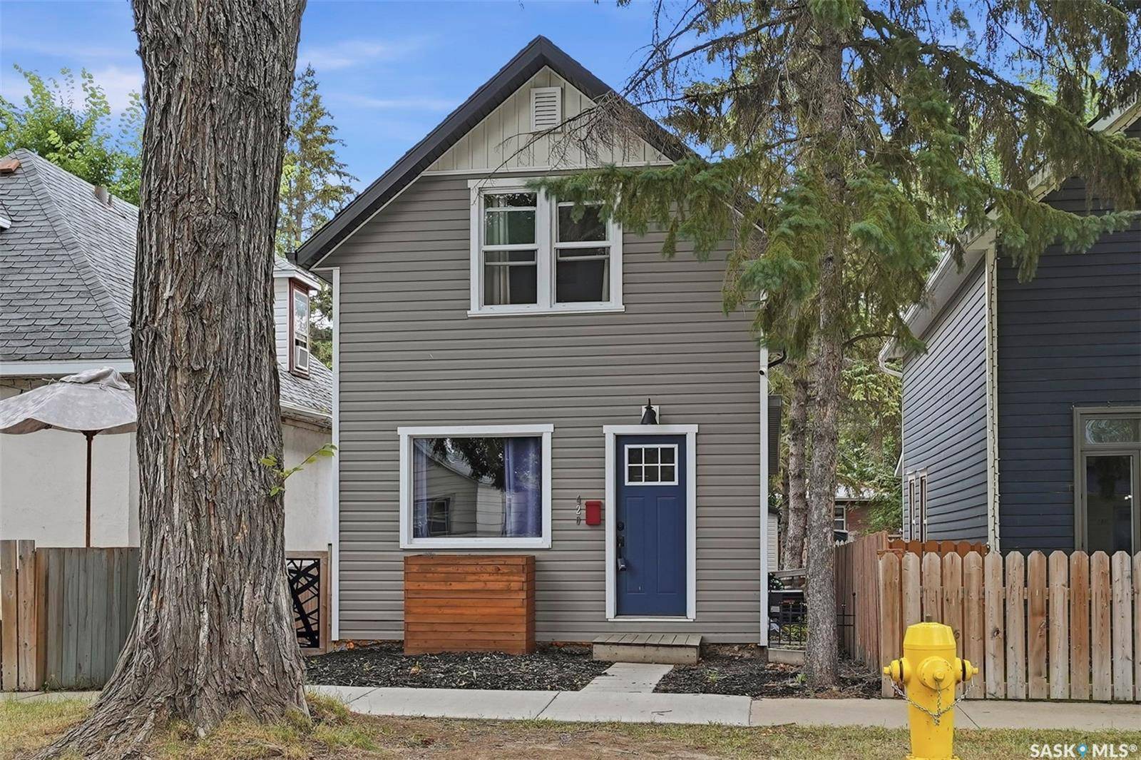 420 I AVENUE S, Saskatoon, SK S7M 1Y4