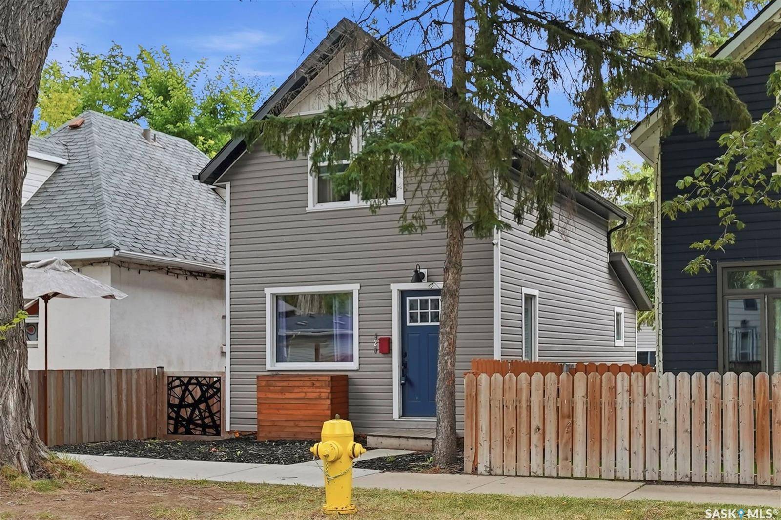 420 I AVENUE S, Saskatoon, SK S7M 1Y4